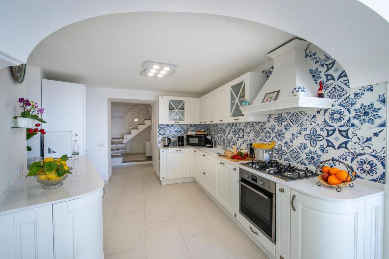 Casa Carmela Apartment Позитано Екстериор снимка